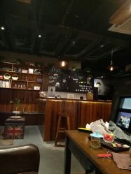 -PE SALON