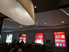 等位区-麦当劳(合肥之心城店)