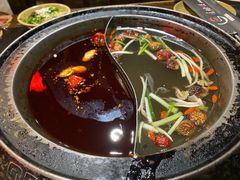 菌汤鸳鸯锅-唇辣号重庆老火锅(亦庄店)