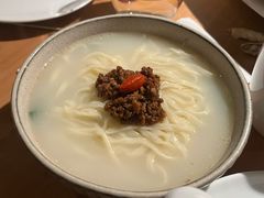 -初蓉丨遇见新川菜(亲贤街荣耀店)