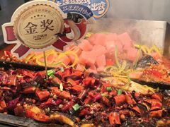 -江边城外烤全鱼(世茂广场店)