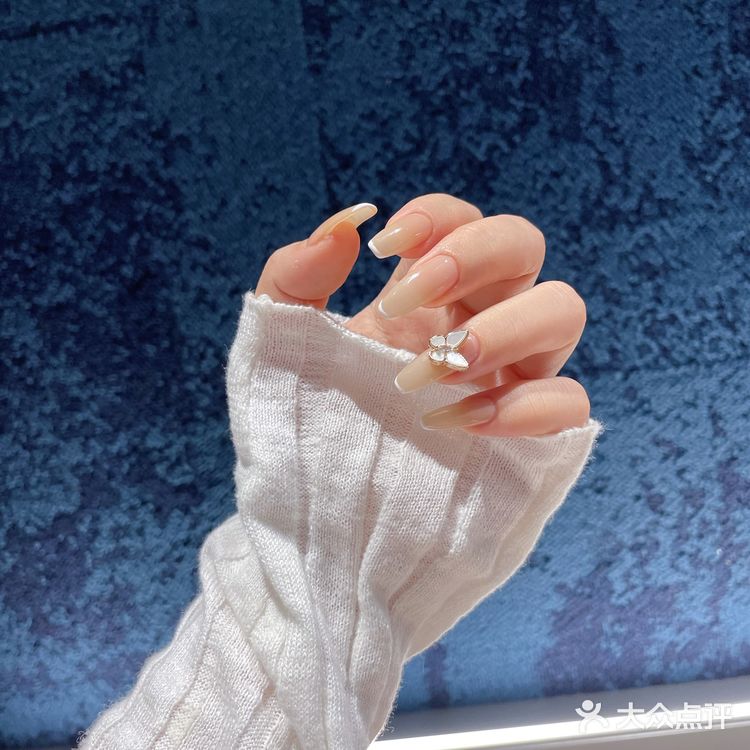 敲温油的网红裸色美甲💅你get了吗❓