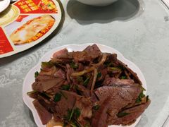 葱拌牛肉-东华天喜楼(涧西店)