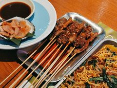 -喝丢一只鞋海鲜烧烤·海肠捞饭(市场店)