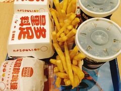 -汉堡王(大连柏威年餐厅店)