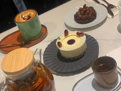 樱桃意式鲜奶酪-潮一不贰·法式甜品·生日蛋糕·西式简餐(外滩店)