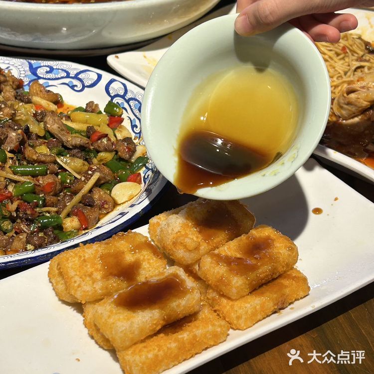 泸州！本地人真正的干饭小食堂！人均4.50r