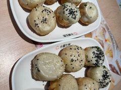 -小杨生煎(黄河路美食休闲街店)