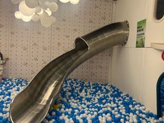 -涨巢·潮玩水疗局