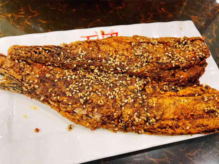 百福老丁头菜馆(站前大街店)-"听说挺有名的,来的,来的每个人必点鸡脖