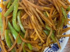 -老天桥酱肉烧饼夹肘子(天桥店)