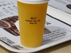 -荀记肉夹馍(三八家乐福店)