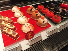 -Salon de The de Joel Robuchon(外滩18号店)