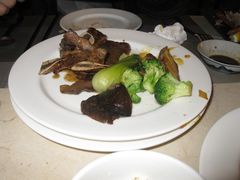 青菜-广州中心皇冠假日酒店-环市食坊·海鲜自助餐厅