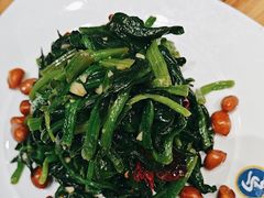 -西部马华清真兰州牛肉面·烧烤夜市(三里河店)