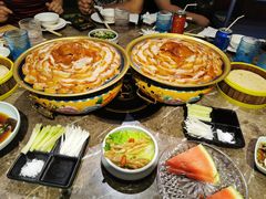 -三人行骨头王火锅(长寿店)