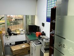 -Apple Store苹果手机电脑售后维修中心(浦东店)