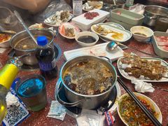 -四囍码头海鲜烧烤自助火锅(外滩南京东路悦荟广场店)
