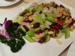 坚果百合炒红腰豆-广东胜利宾馆西关粤中餐厅