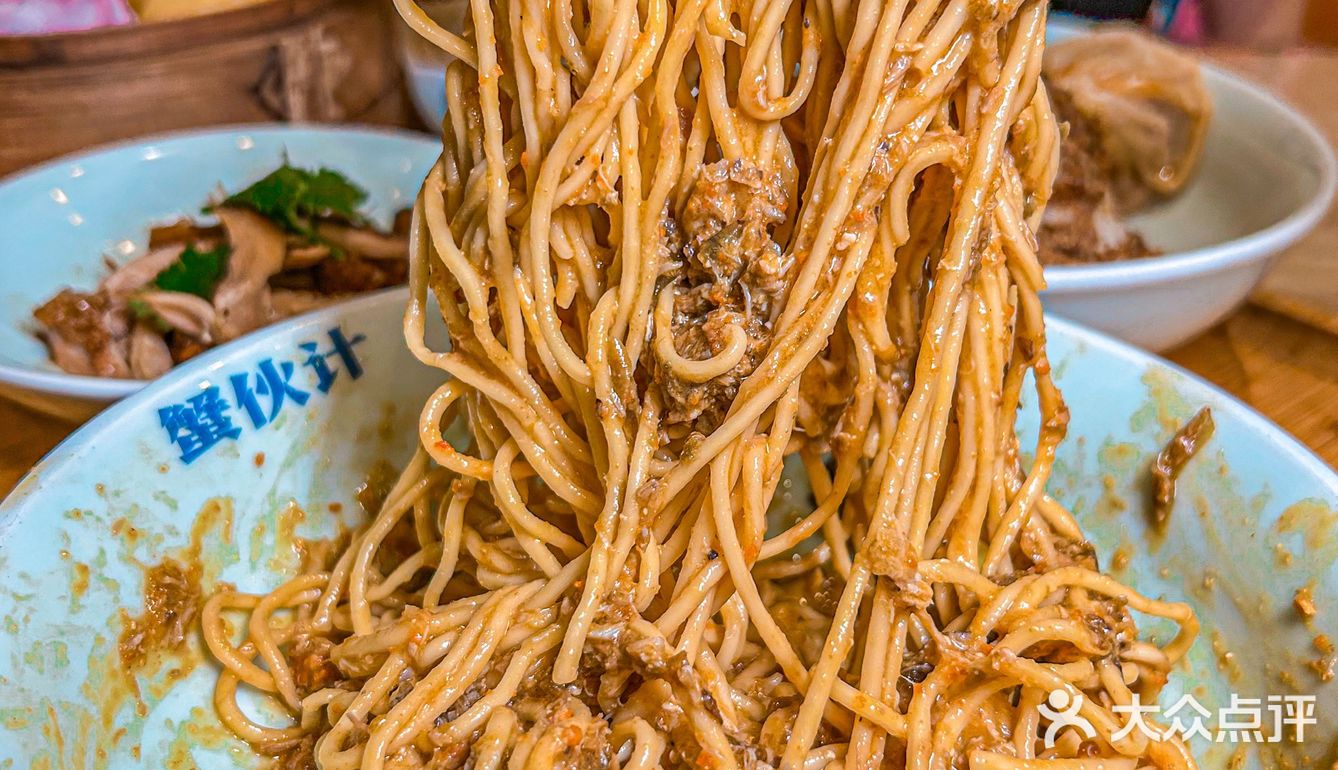 不来一碗蟹黄面，杭州人过不好这个秋天