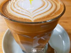 拿铁-边渡咖啡烘焙店(昙华林店)