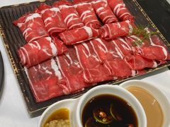 -红鼎豆捞·非遗鲍皇汤火锅(宝丰路店)