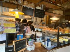 面包甜点陈列柜-仙峰天然面包(迎宾路店)