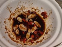 -八府香鸭·啫啫煲(华山路店)