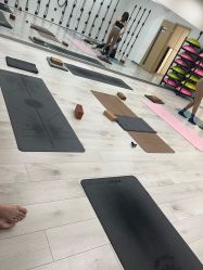 -OM瑜伽教练培训学院