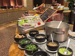-怡聚轩全日制自助餐厅(大中华喜来登酒店)