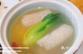 Bamboo Fungus and Pigeon Egg Soup