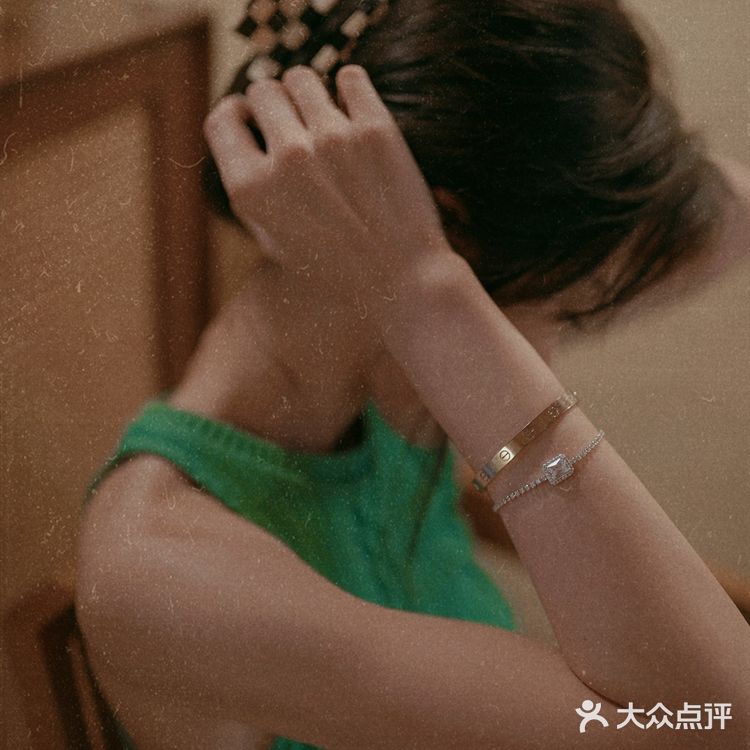 我们会不会相遇 在街角的咖啡店