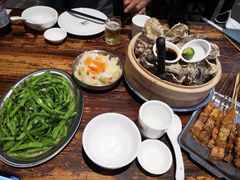 -蚝美人·生蚝海鲜烧烤(茶花园店)