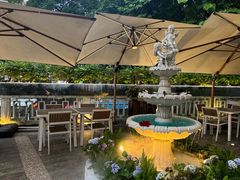 -Mark&Mars Restaurant