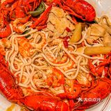 为了找到秘方，我潜伏进天津三好小龙虾店