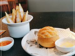 -蝴蝶里·粤菜·点心(滨江龙湖店)