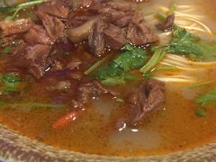 -金杨拉面王小吃面馆·牛三宝面·红烧牛肉粉