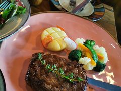 -SISTERS BAR RESTAURANT川意酒馆(嘉善老市H楼店)