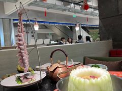 -得意咚瓜·顺德鱼生·冬瓜火锅(深圳首店)