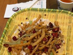 -黄泥岗·地道湖北菜(奥特莱斯店)