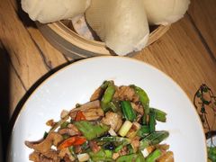 辣椒炒肉配酒酿馒头-金牌外婆家(苏州中心店)