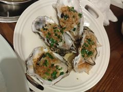 蒜蓉蒸乳山生蚝-东海怡品海鲜豆捞(舟宿夜江店)
