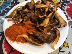 炸菌子-勺子米线·云南传统小吃市集(四方街店)