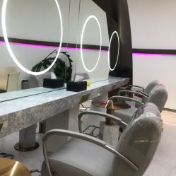 -In Style Hair Salon