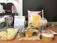-星巴克臻选(嘉兴海宁银泰城店)
