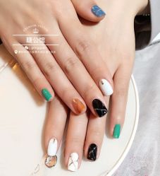 -睫乐园•睫公馆•美睫美甲沙龙