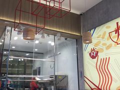 大堂-百事佳烧鸭牛腩(上海虹桥站店)