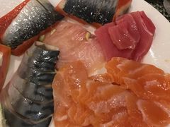 -金紫荆美食自助餐厅