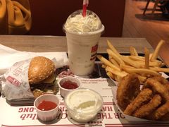 洋葱圈-The Habit Burger Grill 哈比特汉堡(复兴soho店)