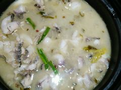-黑鱼郭我家酸菜鱼(摩尔广场店)